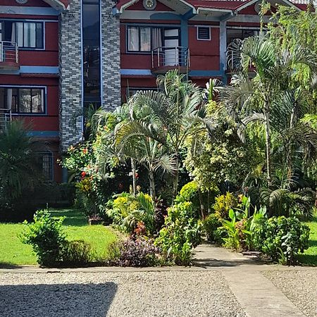 Hotel New Elia Pokhara Exteriör bild